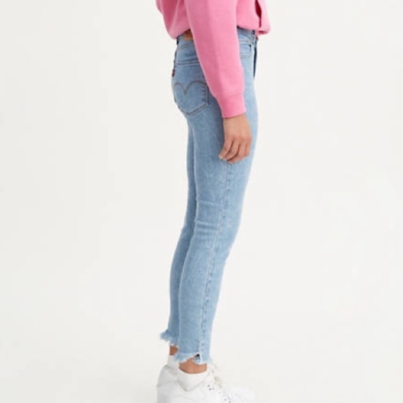 Levi's 721 High Rise Skinny Jeans - Picture 3 of 7